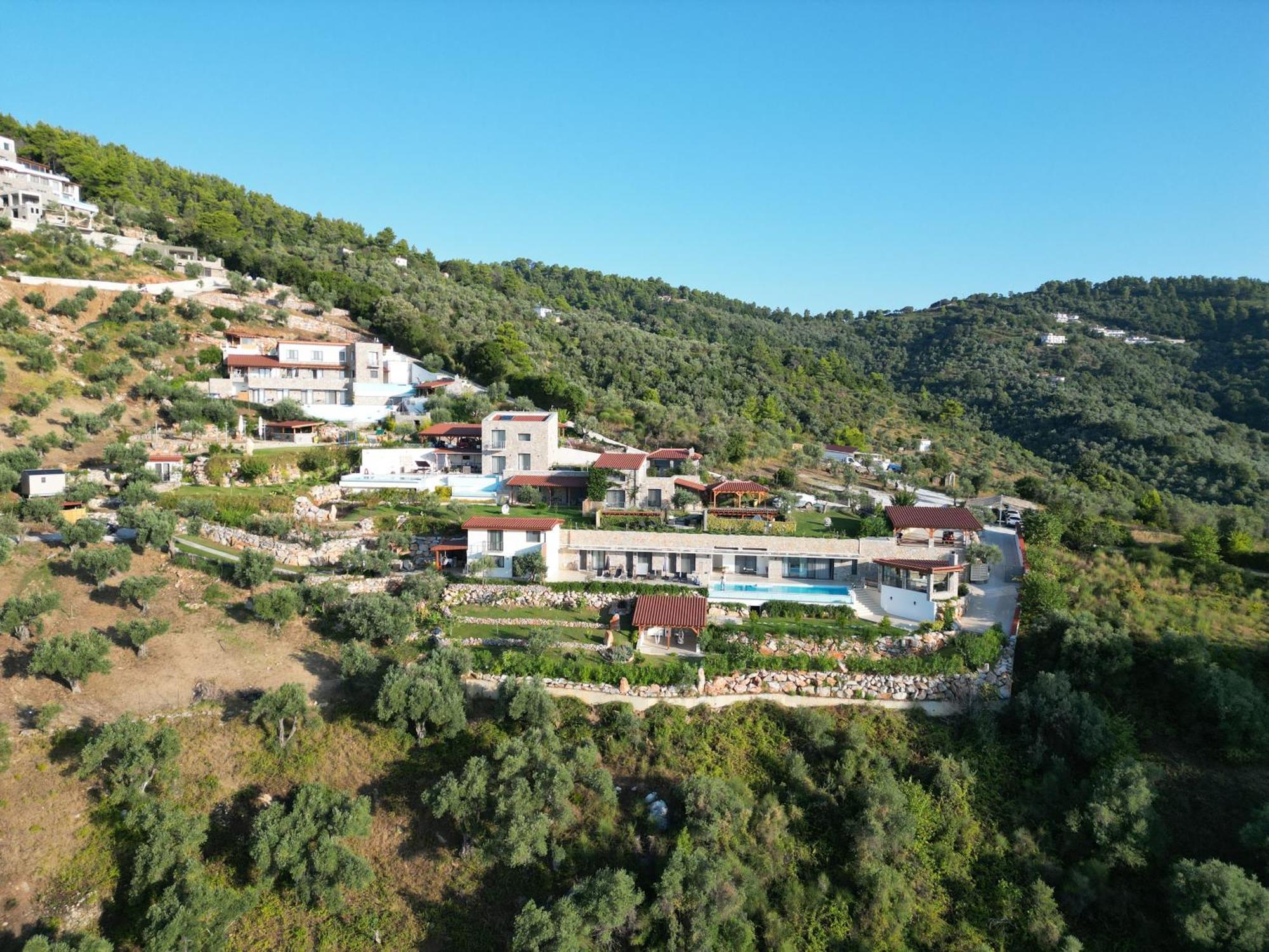 Sky Sea Resort & Villas Megali Ammos  Buitenkant foto