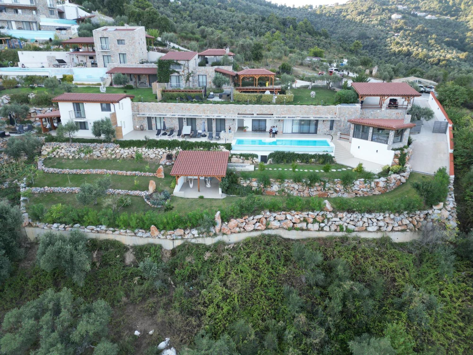 Sky Sea Resort & Villas Megali Ammos  Buitenkant foto