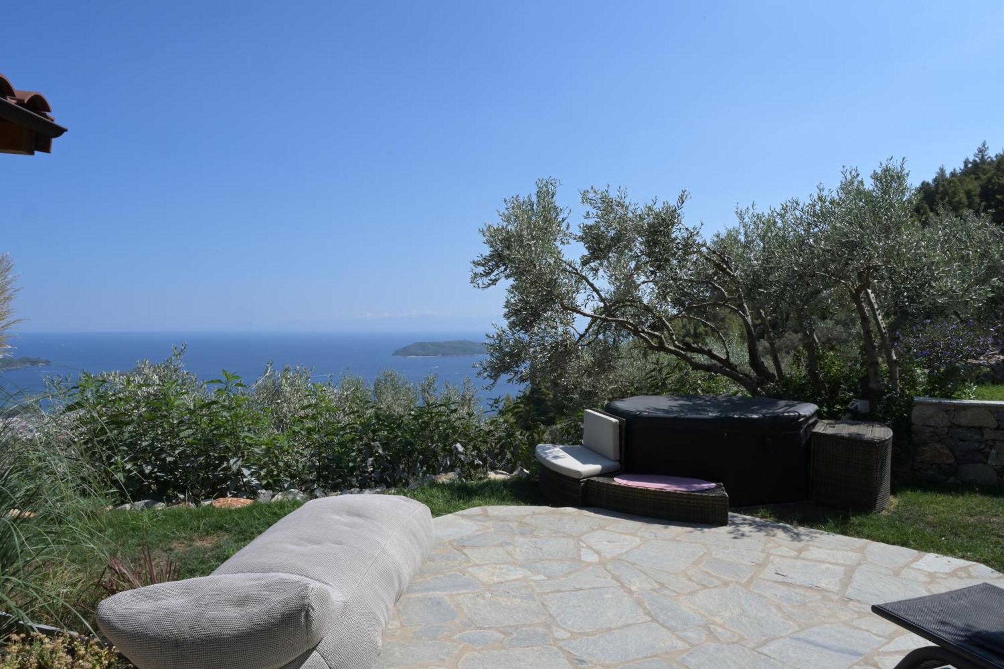 Sky Sea Resort & Villas Megali Ammos  Buitenkant foto
